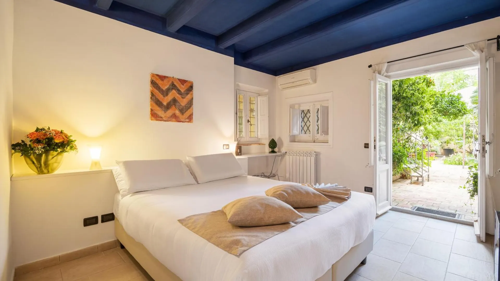 B&B Sant'Agostino Palermo 3*,  Italy